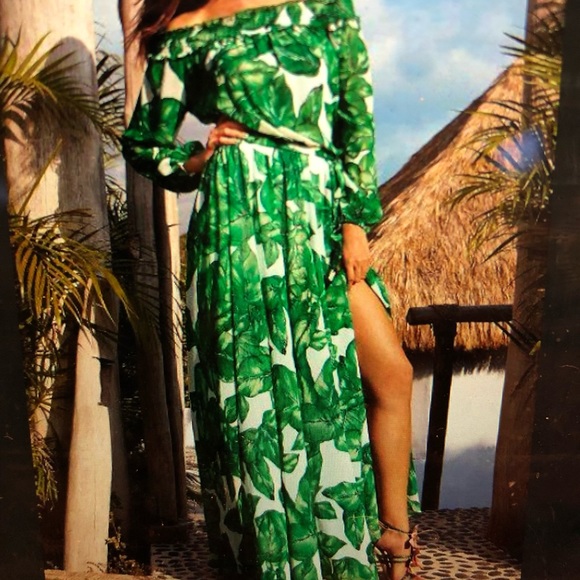 Boston Proper Dresses & Skirts - Boston Proper Fern Leaf Dress